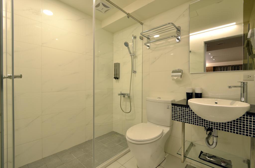 欣欣時尚旅店松山站 Hotel Taipei Ruang foto